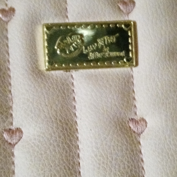 Back pack - Picture 2 of 4